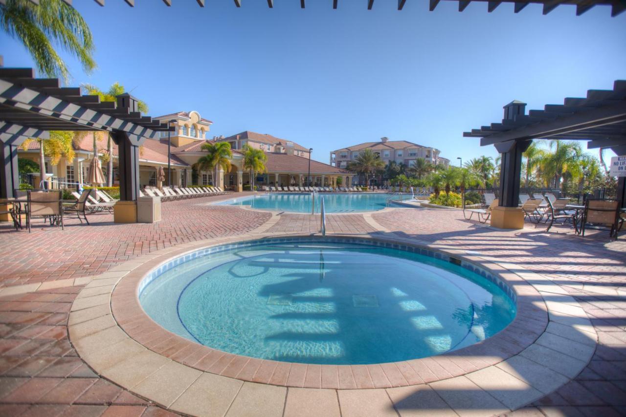 Top-Floor Luxurious Lakeview Condo Orlando Zewnętrze zdjęcie